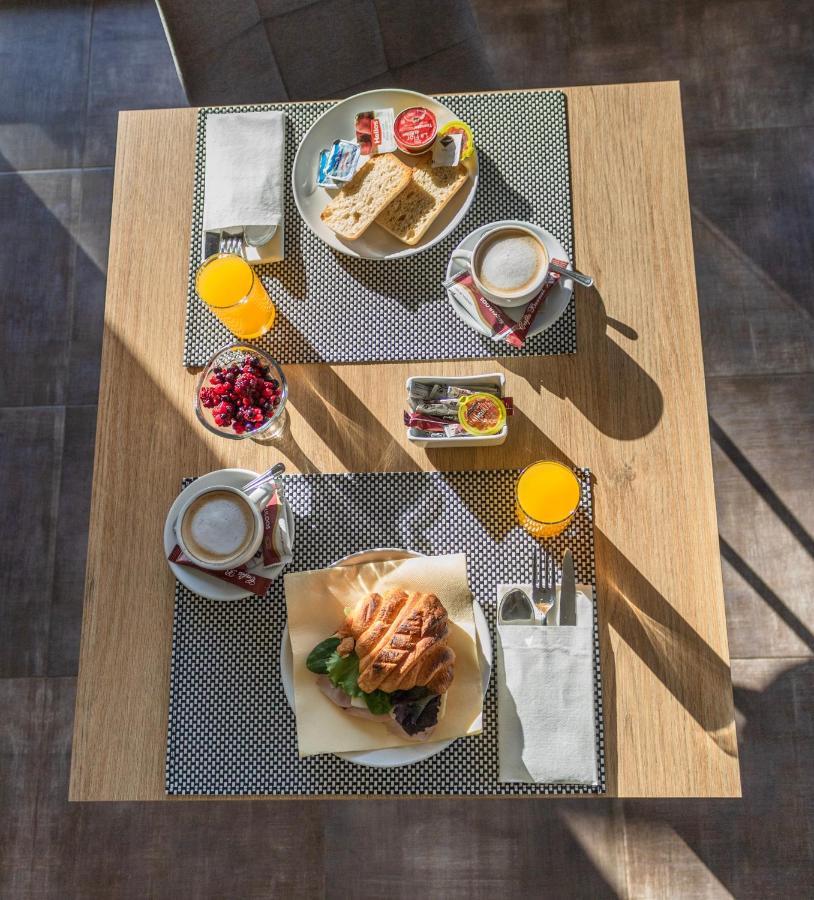 Hotel Portman Екстериор снимка